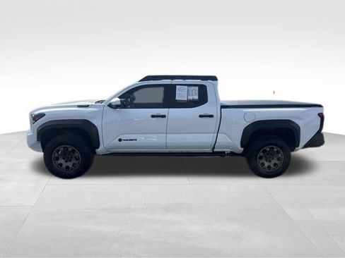 Used 2026 Toyota Tacoma 4x4 Double Cab Hybrid image 2