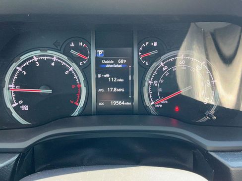 Certified 2024 Toyota 4Runner TRD Off-Road Premium w/ Off Road Premium Plus Package AWD/4WD image 20