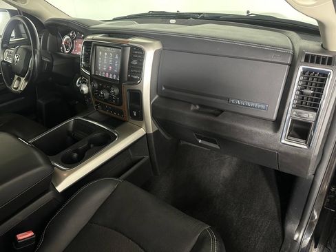 Used 2016 RAM 1500 Laramie w/ Convenience Group AWD/4WD image 29