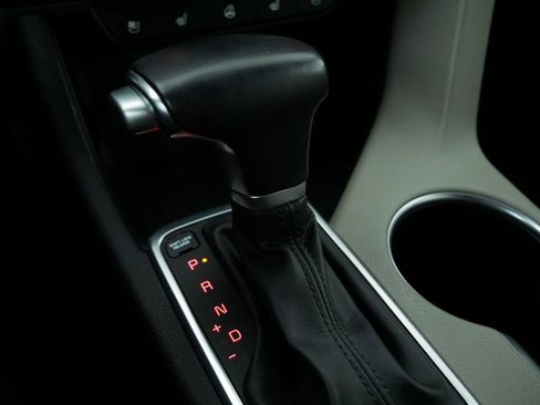 Certified 2020 Kia Sportage SX image 31