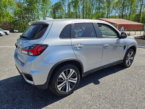 Used 2025 Mitsubishi Outlander Sport SE AWD/4WD image 8
