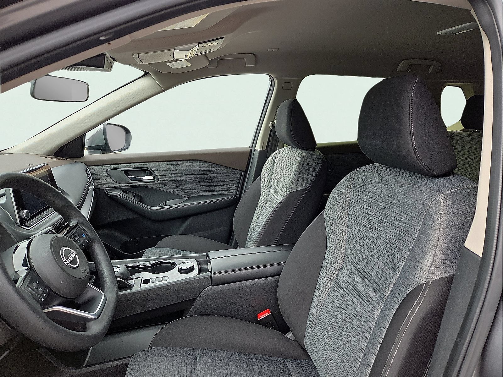 Used 2023 Nissan Rogue SV AWD/4WD image 13