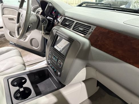 Used 2012 GMC Sierra 1500 SLT w/ SLT Convenience Package image 19