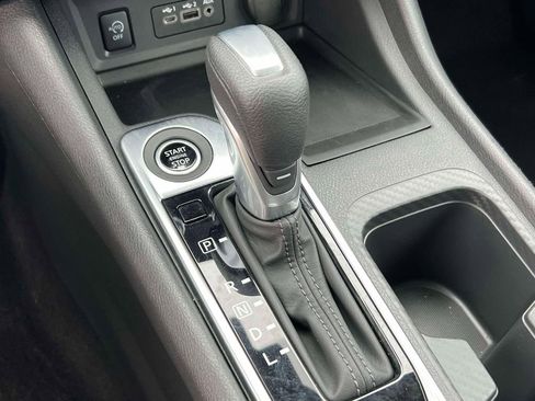 Certified 2025 Nissan Sentra SV image 29