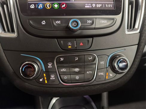 Used 2021 Chevrolet Malibu LT image 21