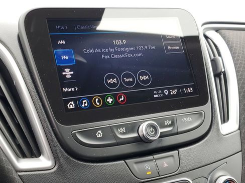 Used 2024 Chevrolet Malibu LT image 19