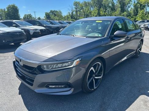 Used 2018 Honda Accord Sport image 8