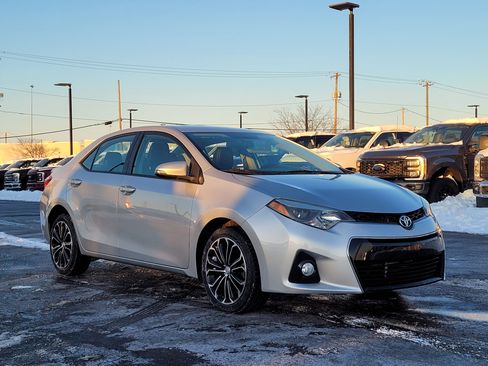 Used 2016 Toyota Corolla S image 1