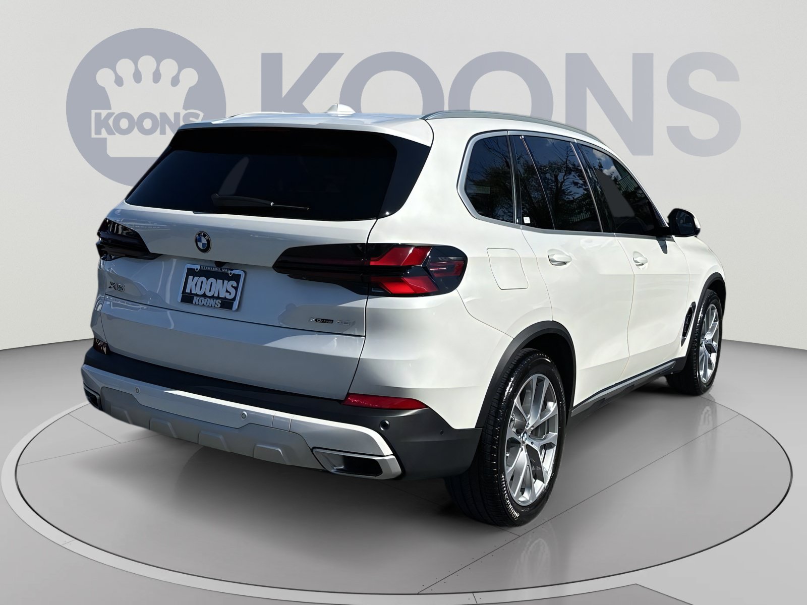 Used 2024 BMW X5 xDrive40i w/ Premium Package AWD/4WD image 11