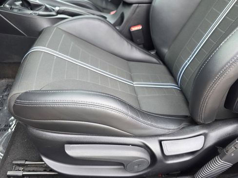 Certified 2022 Hyundai Veloster N image 24