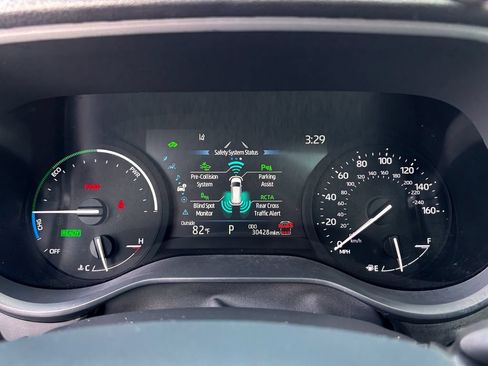 Certified 2026 Toyota Sienna XLE FWD image 35