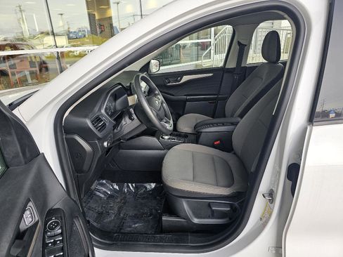 Used 2022 Ford Escape S image 19