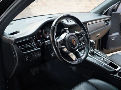 Used 2019 Porsche Macan S image 40