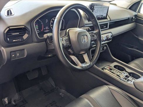 Certified 2023 Honda Pilot Touring image 9