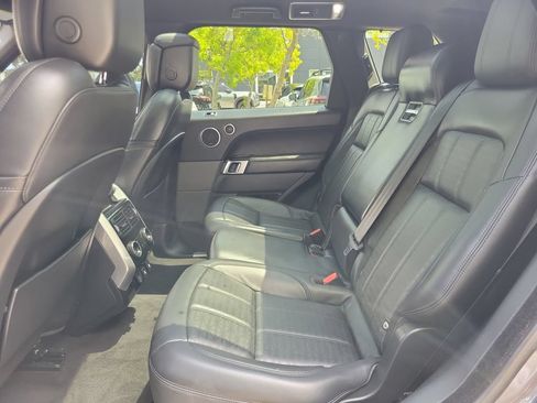 Used 2018 Land Rover Range Rover Sport HSE Dynamic AWD/4WD image 10