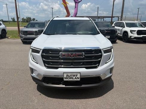 New 2026 GMC Acadia Elevation w/ Elevation Premium Package AWD/4WD image 9