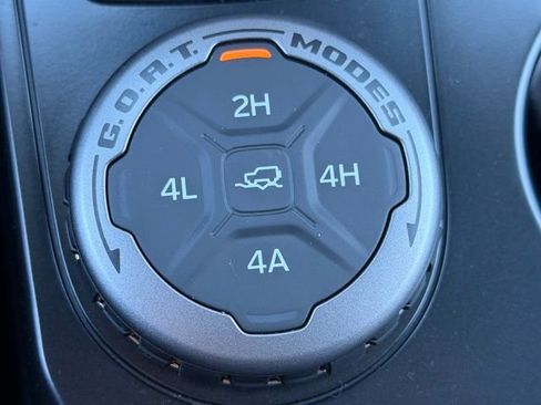 New 2026 Ford Bronco Badlands image 8