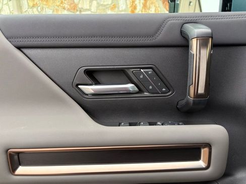 Used 2024 GMC Hummer EV 3X w/ Omega Edition image 21