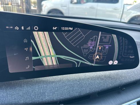 Used 2024 Lucid Air Pure image 5