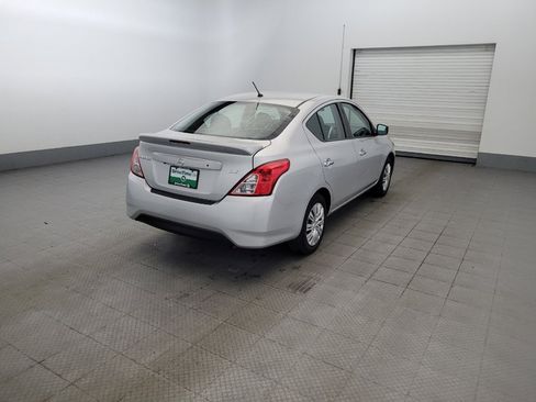 Used 2019 Nissan Versa SV FWD image 9