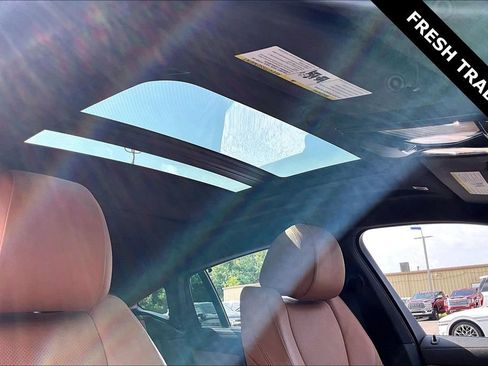 Used 2022 BMW X6 xDrive40i w/ Executive Package AWD/4WD image 26