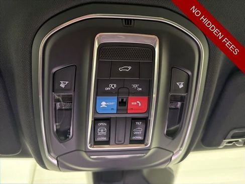 New 2026 Jeep Grand Cherokee Altitude AWD/4WD image 20