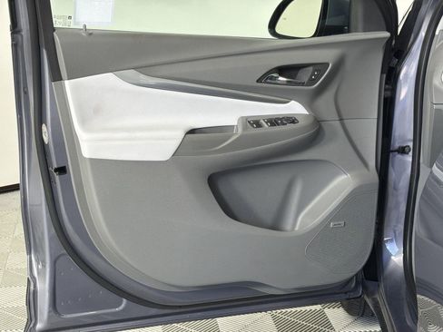 Used 2023 Chevrolet Bolt EUV Premier w/ Sun & Sound Package image 21
