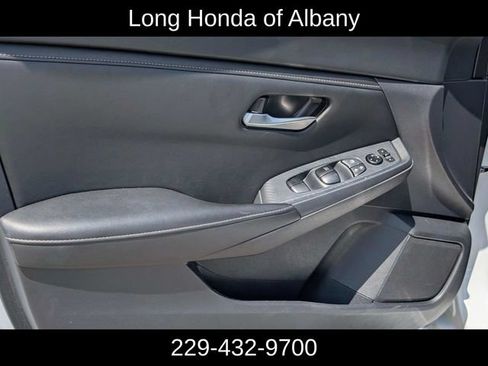 Used 2025 Nissan Sentra SV FWD image 11