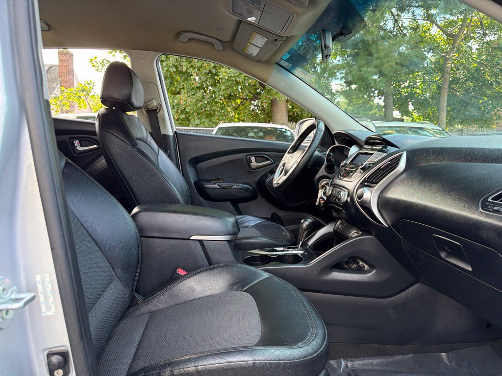 Used 2012 Hyundai Tucson GLS AWD/4WD image 27