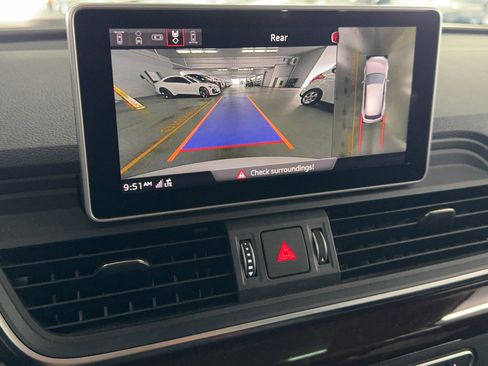 Used 2018 Audi Q5 Prestige w/ Prestige Package image 24