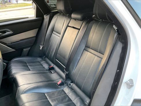 Used 2019 Land Rover Range Rover Velar R-Dynamic SE image 20