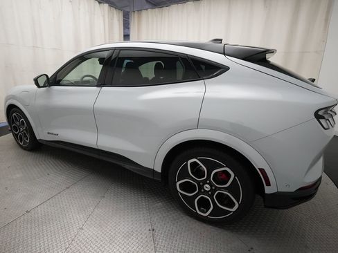 Used 2021 Ford Mustang Mach-E GT AWD/4WD image 34