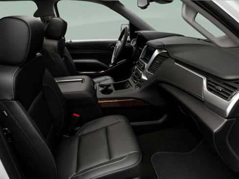 Used 2018 Chevrolet Suburban LT RWD image 26