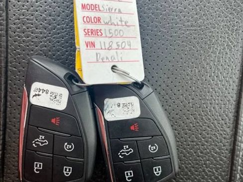 Used 2024 GMC Sierra 1500 Denali w/ Denali Reserve Package AWD/4WD image 45