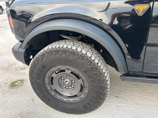 Used 2025 Ford Bronco Badlands AWD/4WD image 19