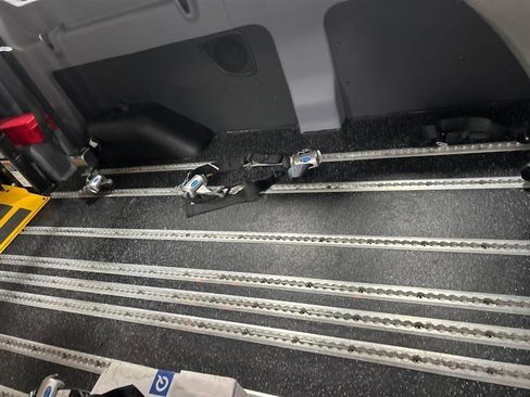 Used 2019 Ford Transit 350 XL image 12