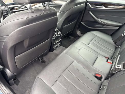 Certified 2023 BMW 530i xDrive w/ Convenience Package image 14