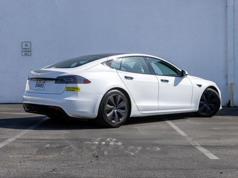 Used 2021 Tesla Model S Long Range AWD/4WD image 8