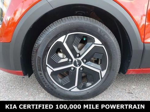 Certified 2023 Kia Niro EX FWD image 10