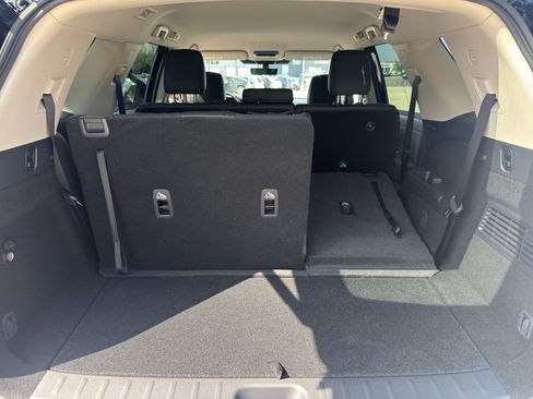 New 2026 Nissan Pathfinder SL AWD/4WD image 37