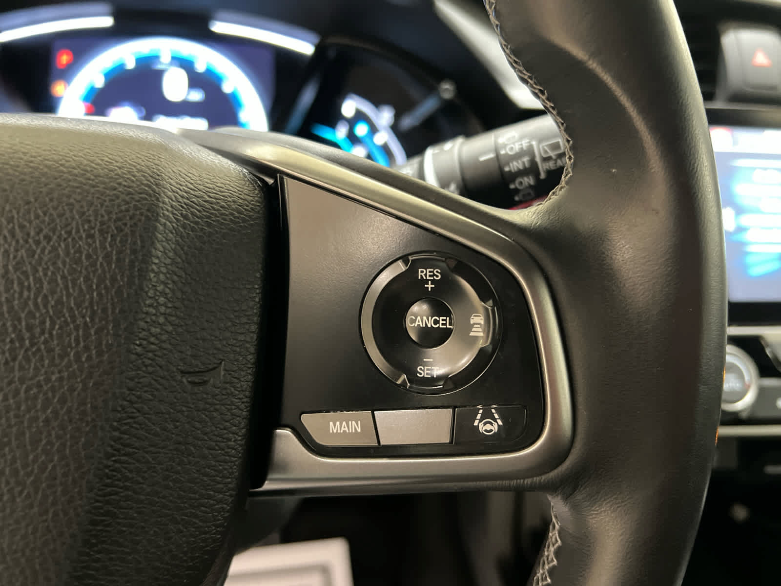 Used 2020 Honda Civic EX image 21
