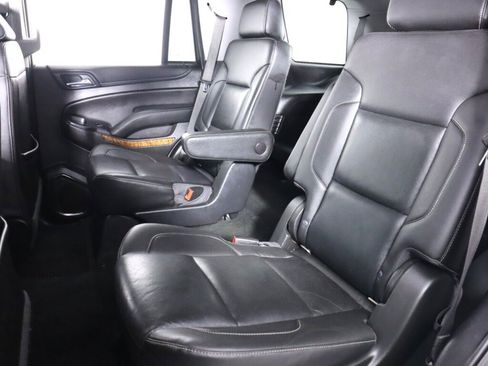 Used 2018 Chevrolet Tahoe Premier RWD image 34