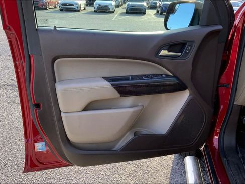 Used 2017 GMC Canyon SLT w/ Driver Alert Package image 21