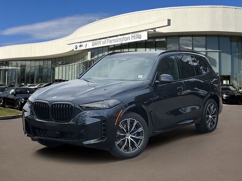 New 2026 BMW X5 xDrive40i w/ M Sport Package AWD/4WD image 1