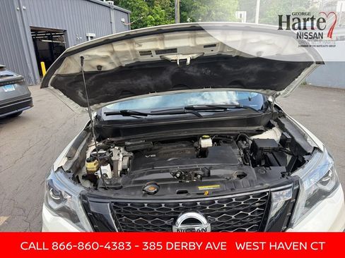 Used 2019 Nissan Pathfinder SV w/ Rock Creek Edition AWD/4WD image 16