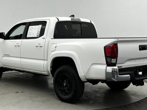 Used 2021 Toyota Tacoma SR5 image 5
