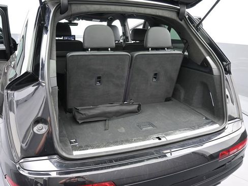 Used 2017 Audi Q7 3.0T Prestige AWD/4WD image 18