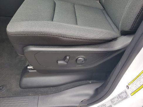 Used 2023 RAM 1500 Big Horn AWD/4WD image 18
