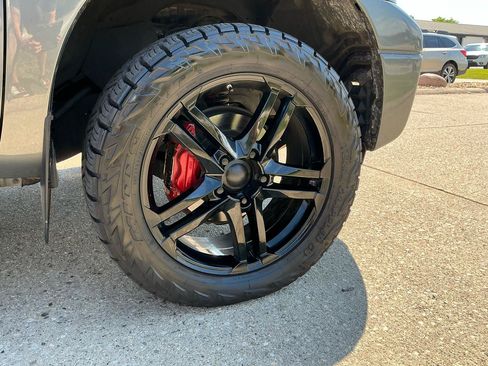 Used 2012 Toyota Tundra Limited w/ Memory Pkg AWD/4WD image 28