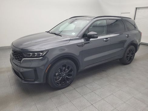 Used 2022 Kia Sorento SX FWD image 2